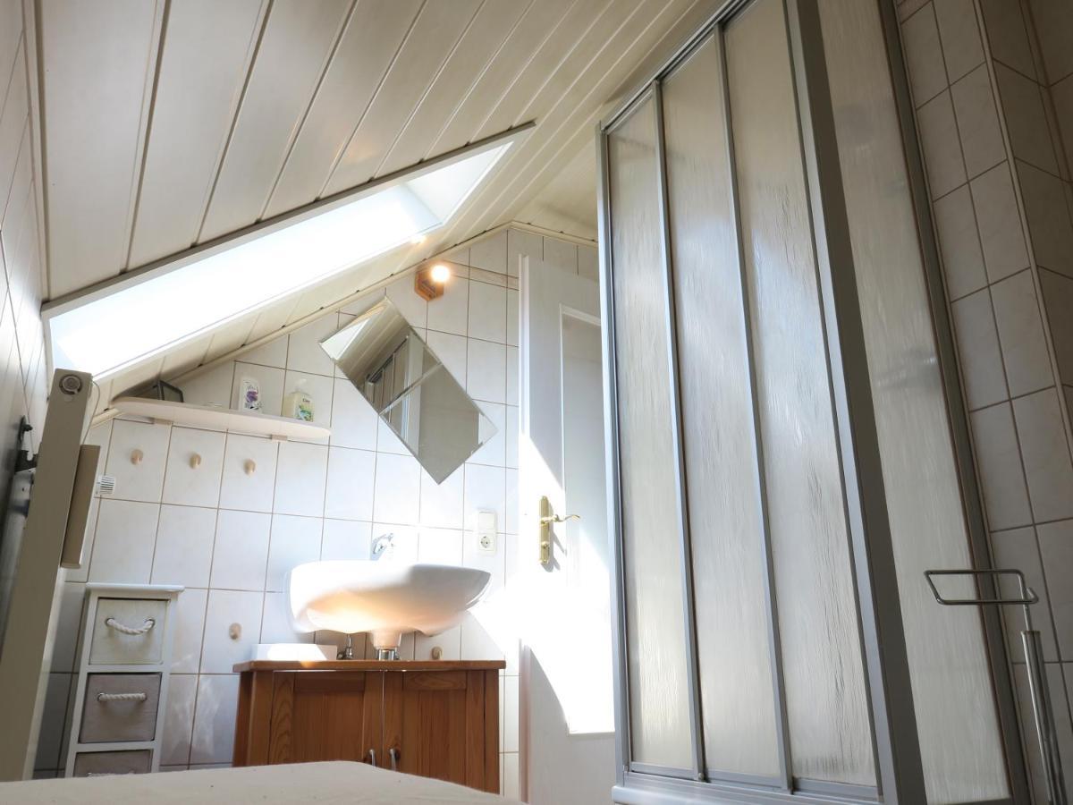 Schone Dachgeschosswohnung In Villa Mit Zentrumsnaher Lage Шляйц Екстер'єр фото